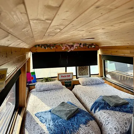 Camping Bus Ballinadee